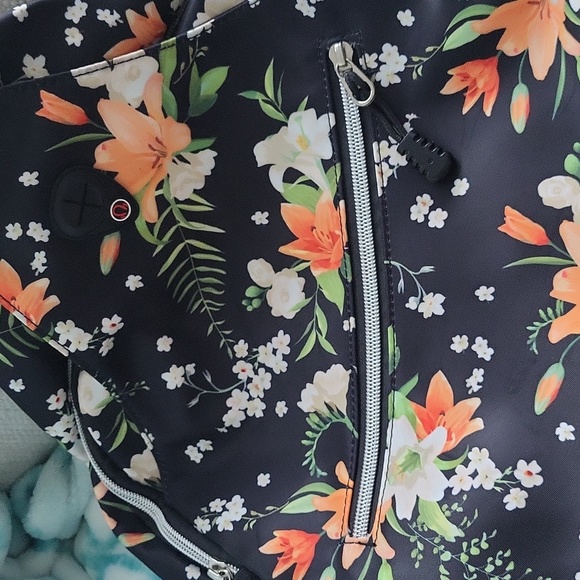 Mosiso Sling Backpack - Picture 3 of 12